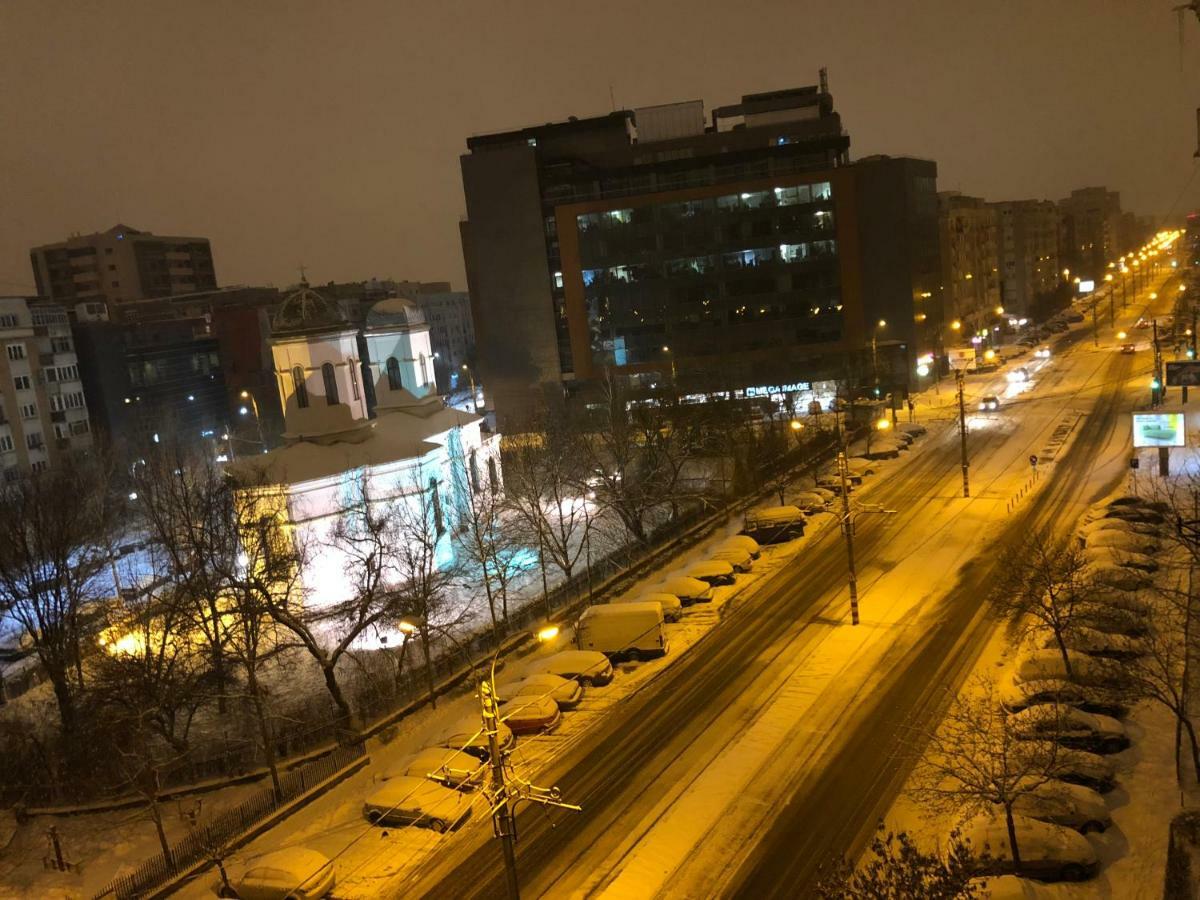 Green Apartment 6 Bucharest Exterior photo
